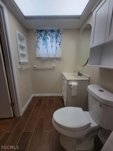 1372 Archer ST 4, Lehigh Acres, FL 33936