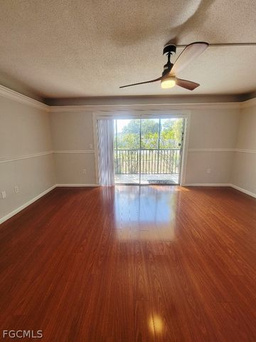 1372 Archer ST 4, Lehigh Acres, FL 33936