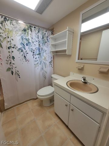 1372 Archer ST 4, Lehigh Acres, FL 33936