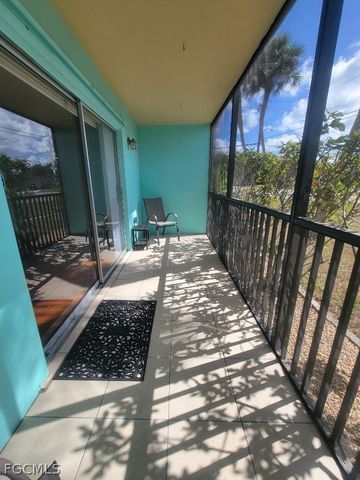 1372 Archer ST 4, Lehigh Acres, FL 33936