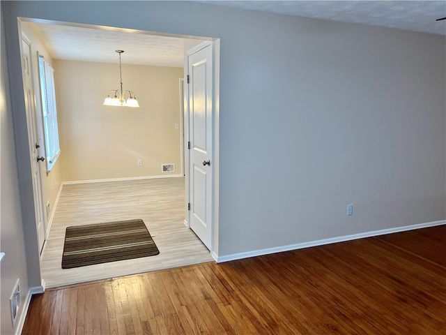 22 Morningstar Drive, Gates, NY 14606