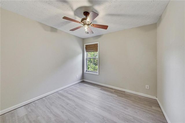 326 Canterbury Place Drive, Suwanee, GA 30024