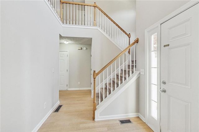 326 Canterbury Place Drive, Suwanee, GA 30024