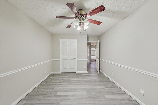 326 Canterbury Place Drive, Suwanee, GA 30024