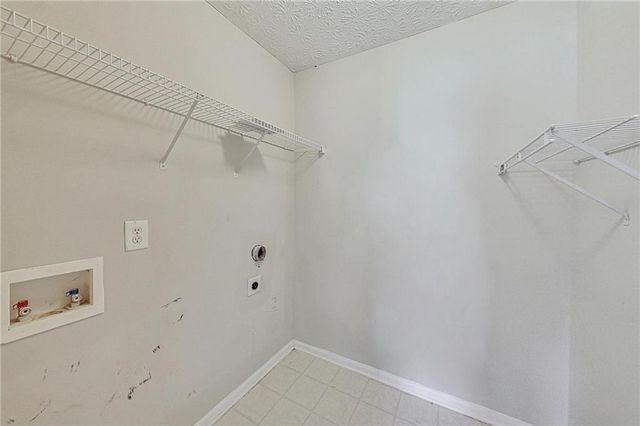 326 Canterbury Place Drive, Suwanee, GA 30024