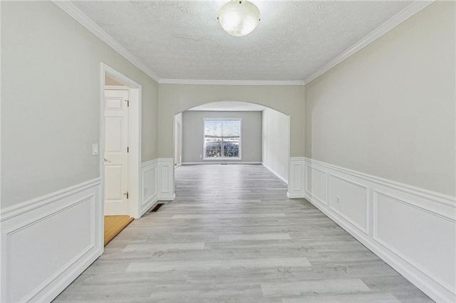 326 Canterbury Place Drive, Suwanee, GA 30024