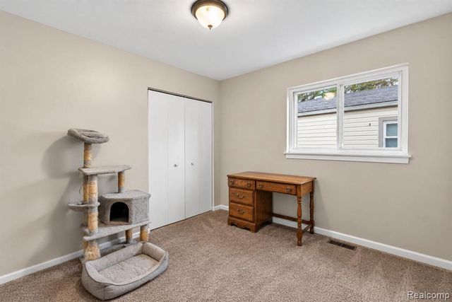 1334 Wilson Avenue, Lincoln Park, MI 48146