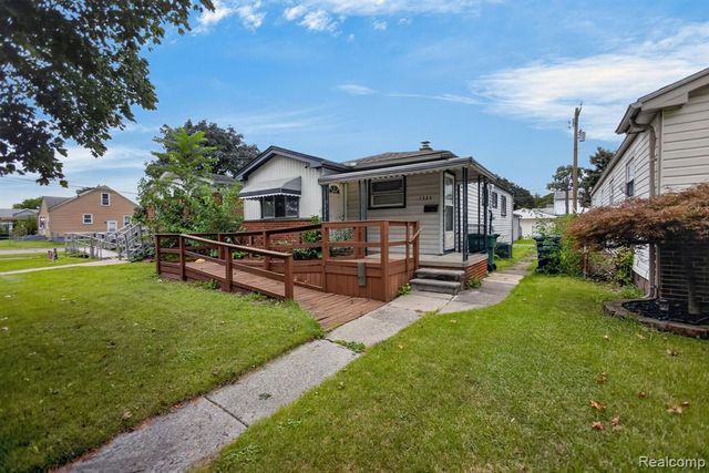 1334 Wilson Avenue, Lincoln Park, MI 48146