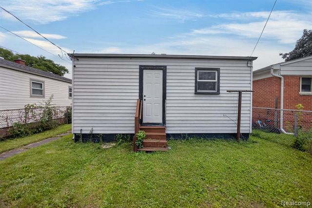 1334 Wilson Avenue, Lincoln Park, MI 48146