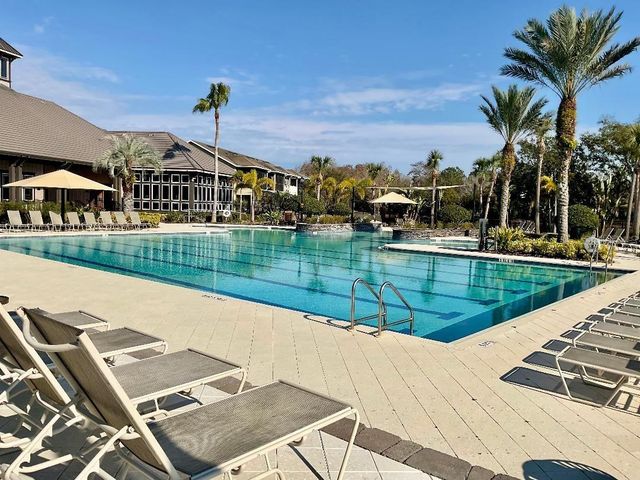 11201 GREEN PARK CIRCLE, Tampa, FL 33626