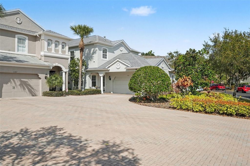 Image 1 of property listing at 11201 GREEN PARK CIRCLE, Tampa, FL 33626