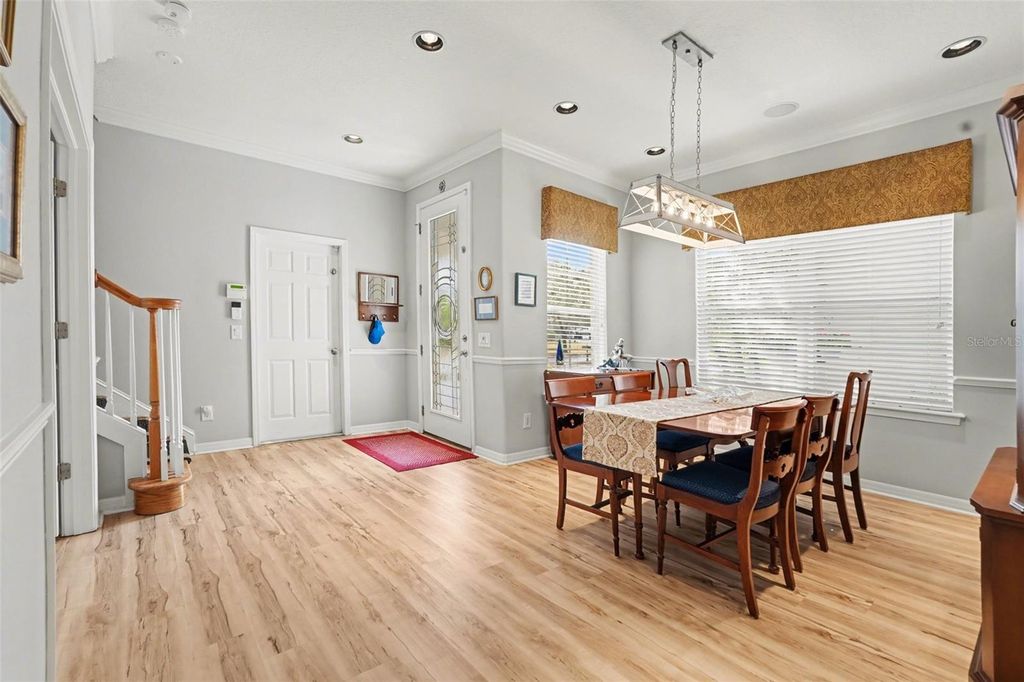 Image 12 of property listing at 11201 GREEN PARK CIRCLE, Tampa, FL 33626