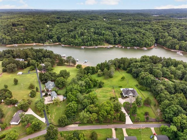 5602 Burke Lane, Gainesville, GA 30506