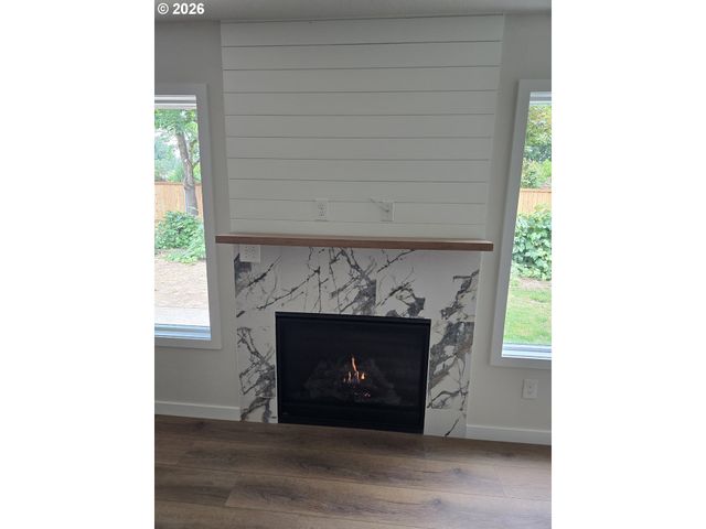 740 Se 18TH Ave, Hillsboro, OR 97123