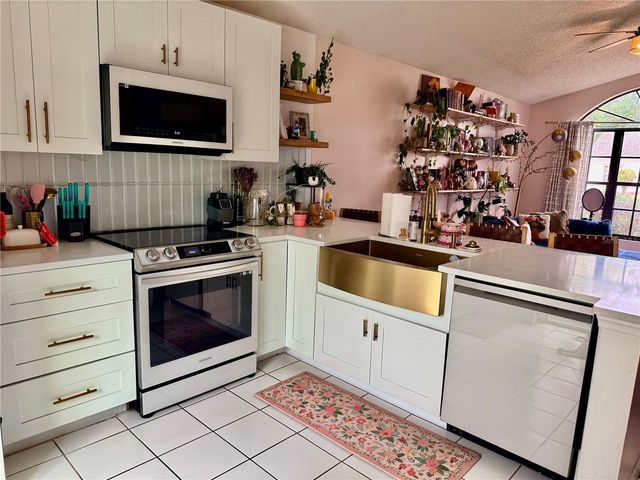 11812 SHOTGATE COURT, Orlando, FL 32837