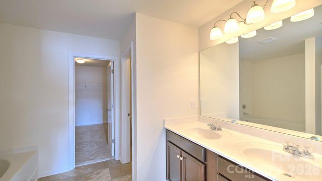 58 Salers Road, Fletcher, NC 28732