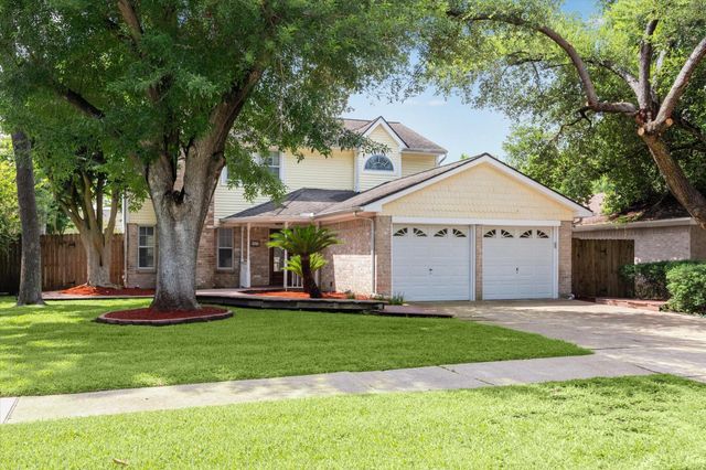 607 Oak Harbor Drive, Houston, TX 77062