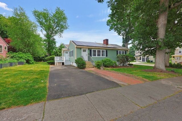 138 Tolman Street, Newton, MA 02465