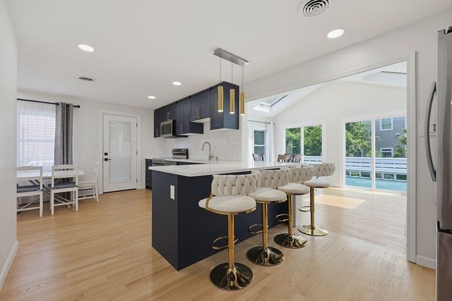 138 Tolman Street, Newton, MA 02465