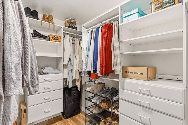 587 Summit Loop, Grants Pass, OR 97527