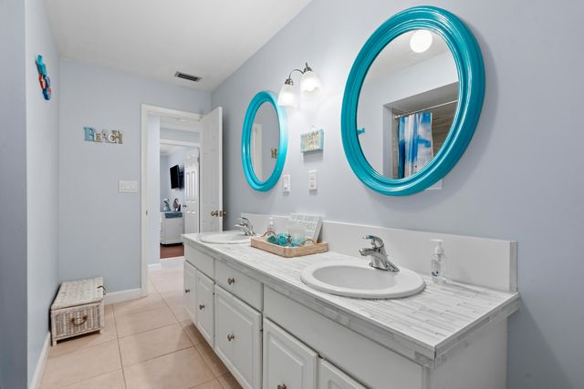 4796 SE Manatee Terrace, Stuart, FL 34997