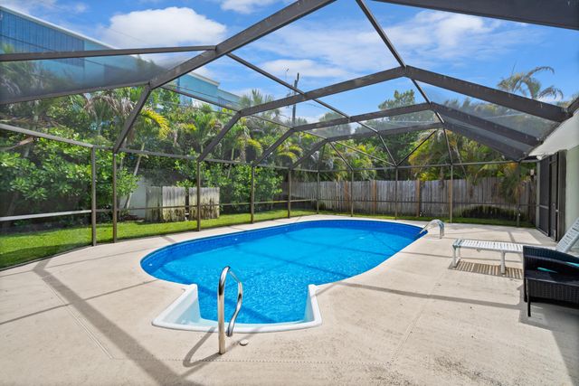 4796 SE Manatee Terrace, Stuart, FL 34997