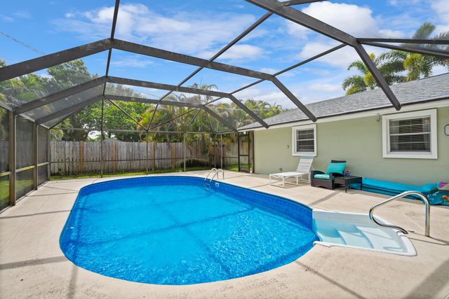 4796 SE Manatee Terrace, Stuart, FL 34997