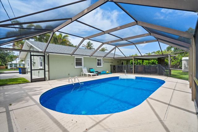 4796 SE Manatee Terrace, Stuart, FL 34997