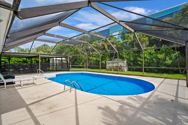 4796 SE Manatee Terrace, Stuart, FL 34997
