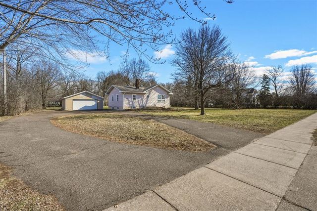 2804 North Lane, Eau Claire, WI 54703