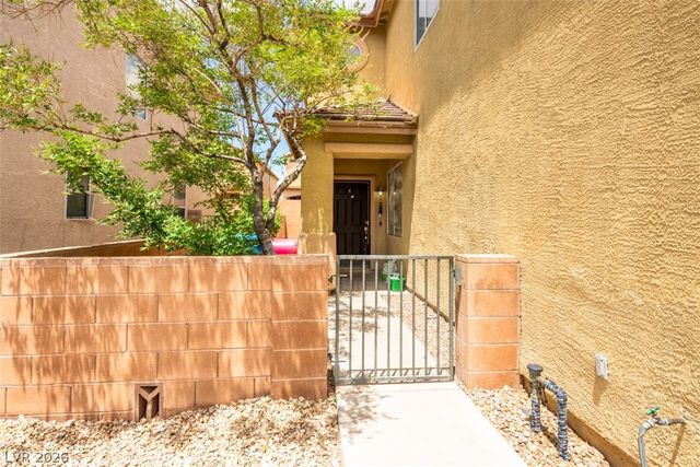 6338 Pronghorn Ridge Avenue, Las Vegas, NV 89122