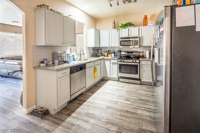 6338 Pronghorn Ridge Avenue, Las Vegas, NV 89122