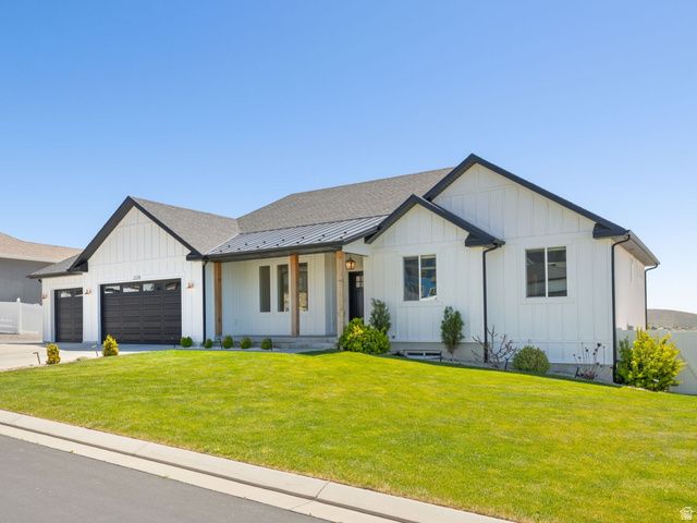 2228 E GRENADA LN, Eagle Mountain, UT 84005