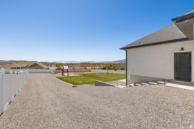 2228 E GRENADA LN, Eagle Mountain, UT 84005