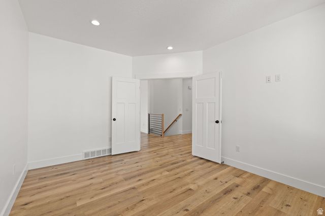2228 E GRENADA LN, Eagle Mountain, UT 84005