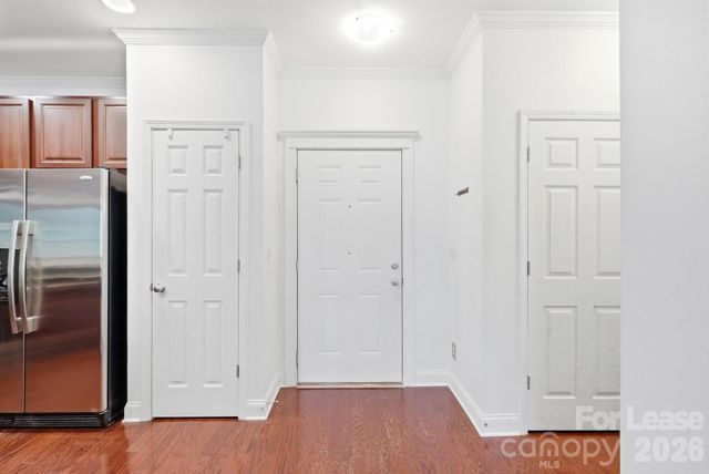 1000 E Woodlawn Road 216, Charlotte, NC 28209