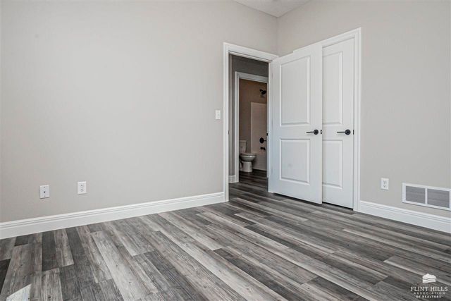 1804 Broadfoot Drive, Abilene, KS 67410