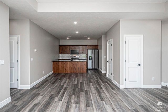 1804 Broadfoot Drive, Abilene, KS 67410