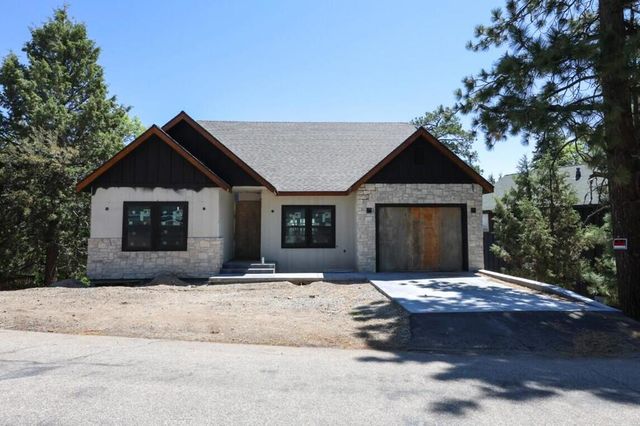 736 Villa Grove Avenue, Big Bear, CA 92314