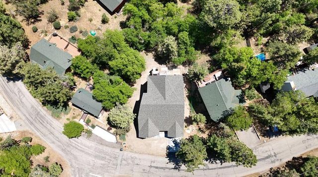 736 Villa Grove Avenue, Big Bear, CA 92314