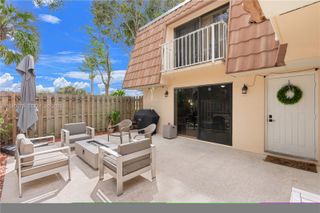 534 Green Springs Pl, West Palm Beach, FL 33409