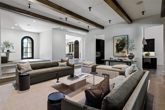 9323 GLADYS GARDEN COURT, Windermere, FL 34786