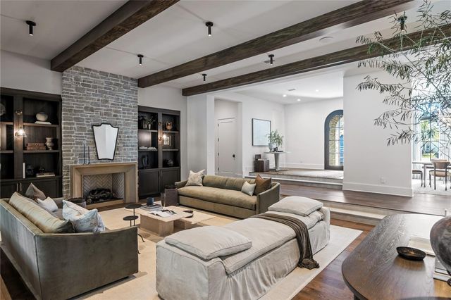 9323 GLADYS GARDEN COURT, Windermere, FL 34786