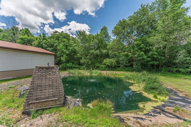 S6041 Oak Court, Baraboo, WI 53913