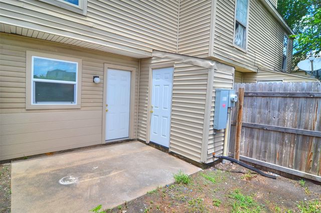 2194 Aspen Drive, Dallas, TX 75227