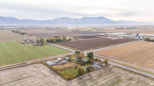 6060 W 2400 N, Corinne, UT 84307