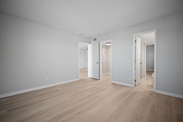 900 NE 18th Avenue 1406, Fort Lauderdale, FL 33304