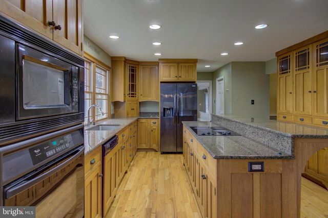 1250 CHESTNUT TREE RD, Honey Brook, PA 19344