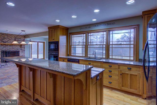 1250 CHESTNUT TREE RD, Honey Brook, PA 19344