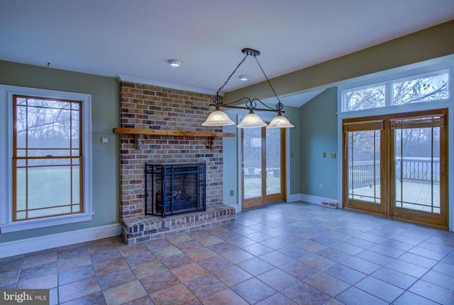 1250 CHESTNUT TREE RD, Honey Brook, PA 19344